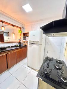 Casa com 5 Suítes, privativa e bem localizada, até 12 pessoas