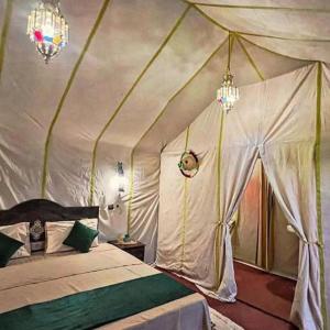 Merzouga Dunes Luxury Glamping Camp