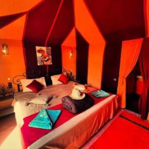 Merzouga Dunes Luxury Glamping Camp