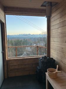 u Lucyny w Białce Tatrzańskiej- jacuzzi i sauna w ogrodzie, skibus pod domem