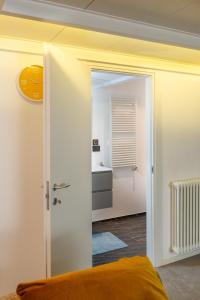 ArtStay - Exclusive Apt Near Metro M1, AC, Parking