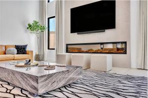 Luxury Lounge - 5BR Pool&Spa Sauna Firepit