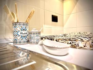 Pine Beach House - Villaggio Turistico con Piscina e Animazione