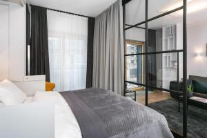 Golden Apartments - Mennica Residence, 1-Bedroom in City Center#140