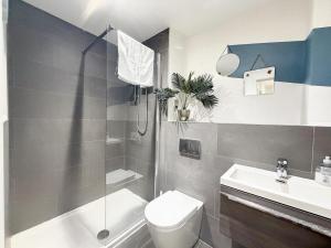 #91 King Chambers 1 Bed Apartment