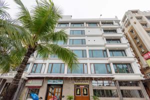 Super Collection O Raj Darbar Near City Centre