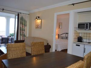 3 pièces avec terrasse, clim et parking à Grimaud - FR-1-226-390