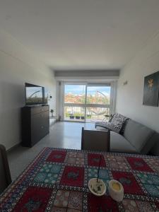 Departamento luminoso en zona guemes a pasos del mar