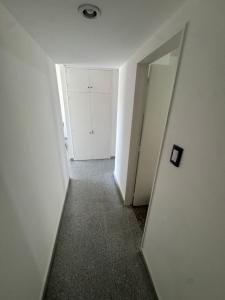 Departamento luminoso en zona guemes a pasos del mar