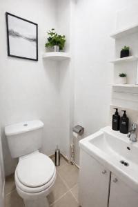 Luxury studio apartment close to the heart of London