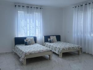 Almarina Nairobi, Kenya