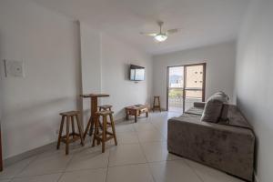 Apto com Piscina e Garagem a 300m da Praia