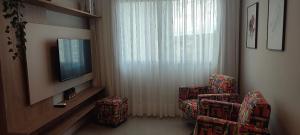 Acomodações completas e modernas em prédio com academia - MCP