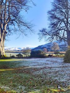 Cozy cottage at the base of Sale and Ling Fell
