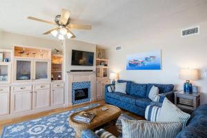 Sur La Plage-Oceanfront & Pool