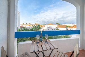 Sunlit Balcony & Open Space Flat by HostWise