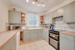 2 Bed in Southwold oc-kin