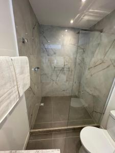 IPANEMA 3 quartos, 2 banheiros todo novinho e 04 ar condicionados