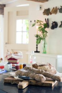 The Herrings Residence - Stylish Private Cottage with Breakfast in Historic Center - Adults-Only