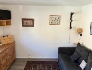 Résidence Vanoise - VAL THORENS STUDIO CABINE POUR 4 PERSONNES RECEMMENT RENOVE MAE-7581
