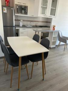 Departamento full equipado, seguridad 24 horas