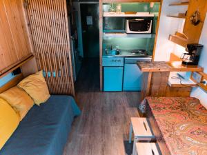 Résidence Mirantin 2 - Studio 3 personnes proche des pistes et des commerces avec une belle vue sur les pistes - Résidence calme dans le village de Cha MAE-1844