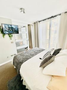 The Orly Apartment Minimalist & Elegant