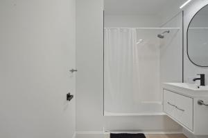 Sleek apartment with modern amenities