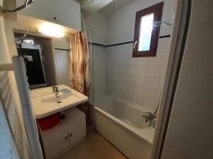 Chalet Arrondaz - 2 Pièces pour 6 Personnes MAE-7653