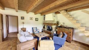 Chalets à Seytroux (Haute-Savoie) - Chalet Jumbaz MAE-0041