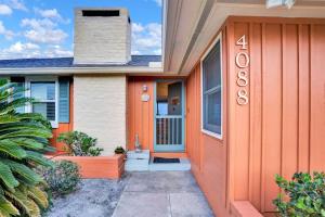 Summer School - Private Home