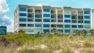 Surf & Racquet Club A124-Condo