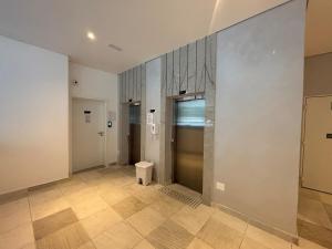 ENB 5min da Praia Jd São Lourenço Ed Canoas Studio com AC ate 5 pessoas