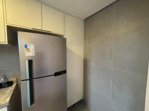 ENB 5min da Praia Jd São Lourenço Ed Canoas Studio com AC ate 5 pessoas