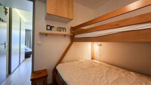 Résidence Sagittaire - Studio entièrement rénové avec cabine · Centre station · Balcon MAE-7390