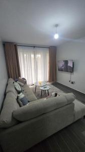 Skyline lux Cozy 1BR with lake & park scenery