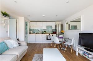 Fully Private Garden House in Beautiful Wandsworth