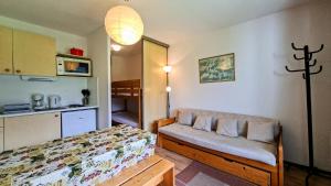 Résidence Sagittaire - Studio confortable avec balcon · Centre station MAE-7388