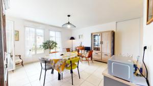 Appartements à Saint-Gilles-Croix-de-Vie - Le Lys de Mer 300 m plage pour 4 personnes MAE-5291