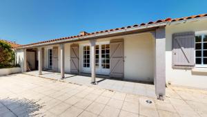 Maison à Bretignolles-sur-Mer - Villa des Vagues avec Jacuzzi MAE-5221