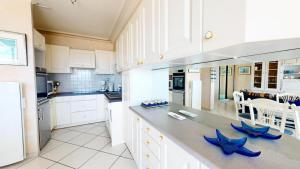 Appartements à Saint-Gilles-Croix-de-Vie - LE MONTECRISTO Face à la Plage MAE-0151