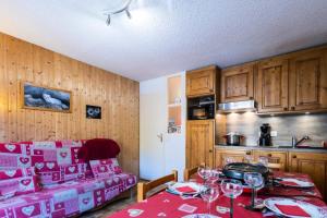 Résidence La Demeurance - 2 pièces cabine 6 personnes exposé Sud-Ouest MAE-8634