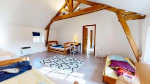 Maison à Saint Julien des Landes - Gîte Les Fragonnettes MAE-1871