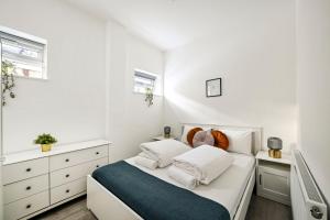 Cosy West London 2 Bed Flat
