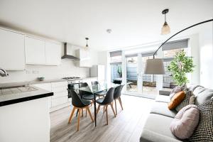 Cosy West London 2 Bed Flat