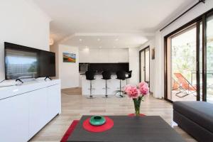 Résidence 3p Avec Terrasse Au Palm Beach, à 2min Des Plages - 3P avec terrasse au Palm Beach, à 2min des plages MAE-1553