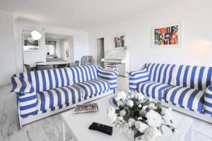 Résidence 4p Avec Grande Terrasse Et Piscine - 4P avec grande terrasse et piscine MAE-1693