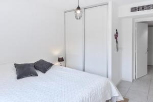 Résidence 3 Pièces Moderne Avec Piscine Au Palm Beach - 3 pièces moderne avec piscine au Palm Beach MAE-1803