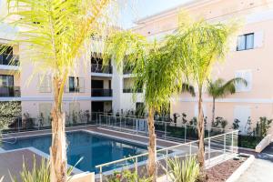 Résidence 3 Pièces Moderne Avec Piscine Au Palm Beach - 3 pièces moderne avec piscine au Palm Beach MAE-1803