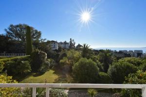 Résidence 2p Avec Terrasse, Vue Mer, Piscine Et Parking - 2P avec terrasse, vue mer, piscine et parking MAE-1723